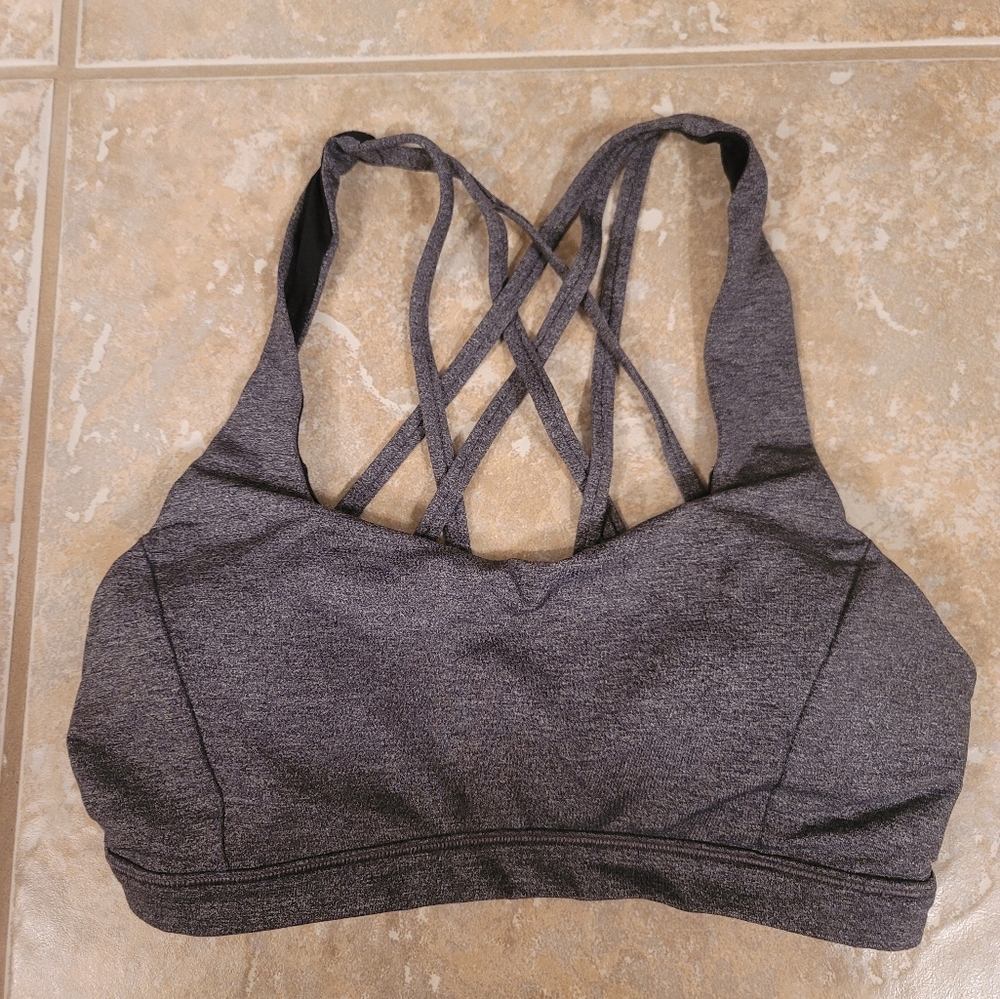 Lululemon Free To Be Serene Sports Bra Size 6